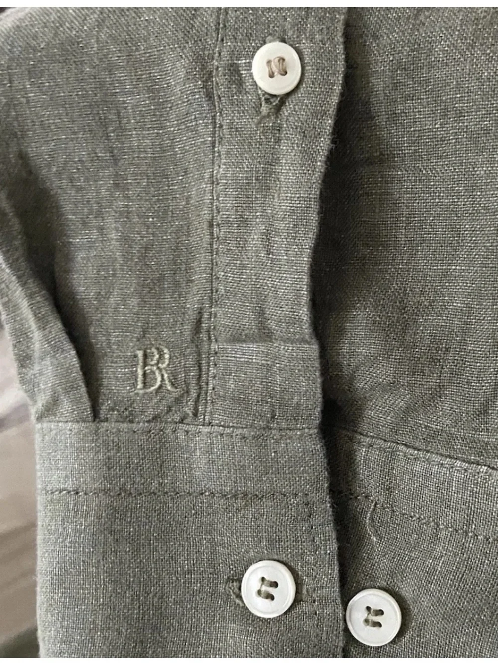 Banana Republic Linen Button Down Shirt XL Olive Green Long Sleeve BR Monogram